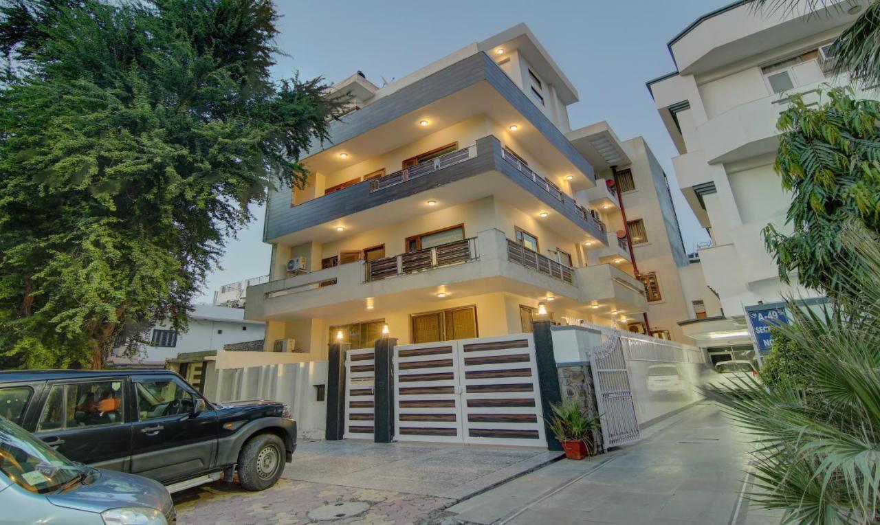 Itsy Hotels Swastika Inn Sector 26 Ноида Екстериор снимка